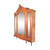 Armoire ancienne, Meubles de château