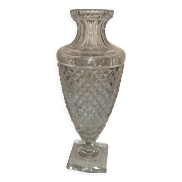 Cristallerie saint louis - vase balustre sur piédouche en cristal taillé en pointe de diamant signe