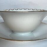 Saucière en porcelaine blanche