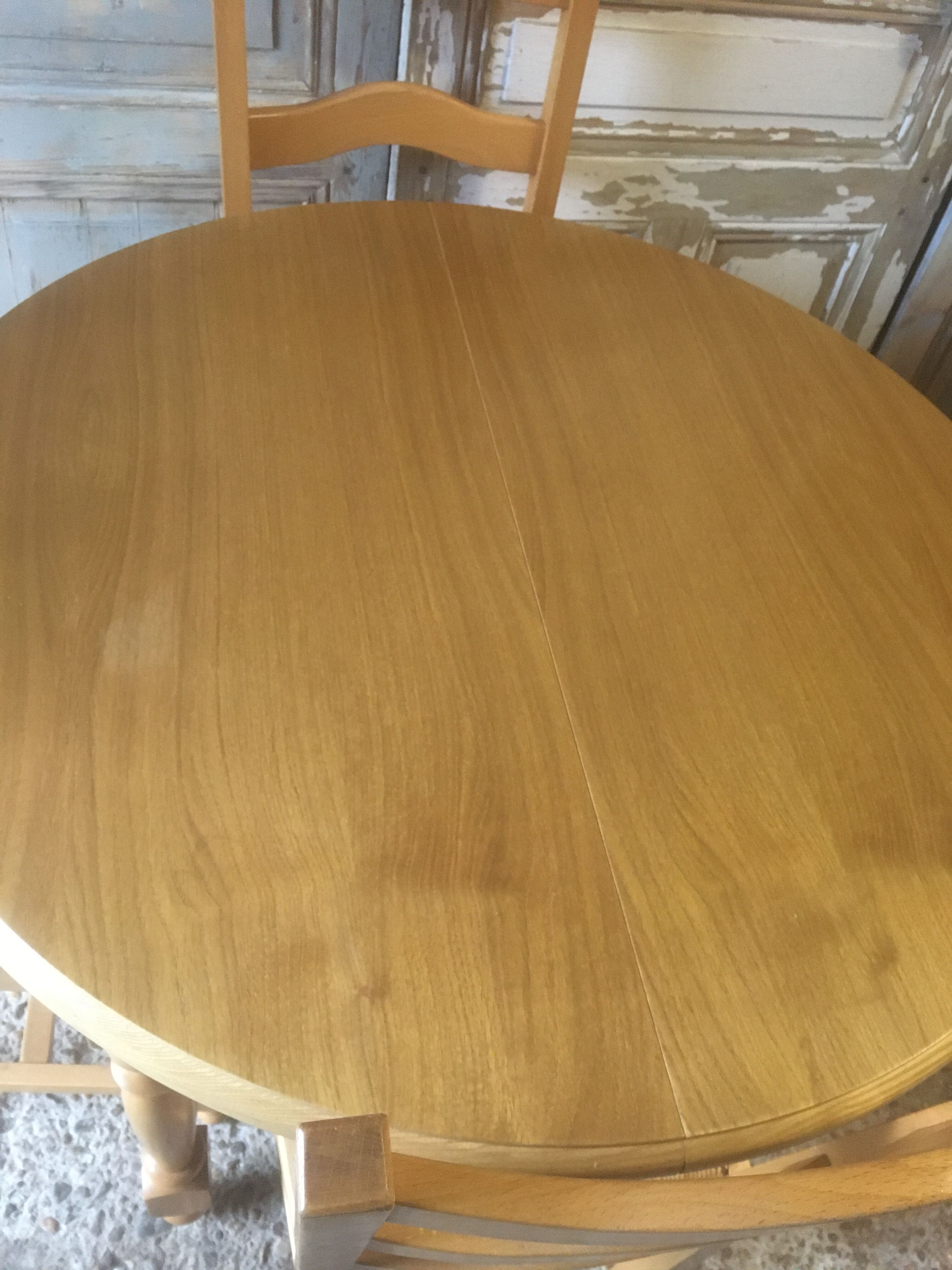 Round table & 4 rush-seated chairs in oak and beech