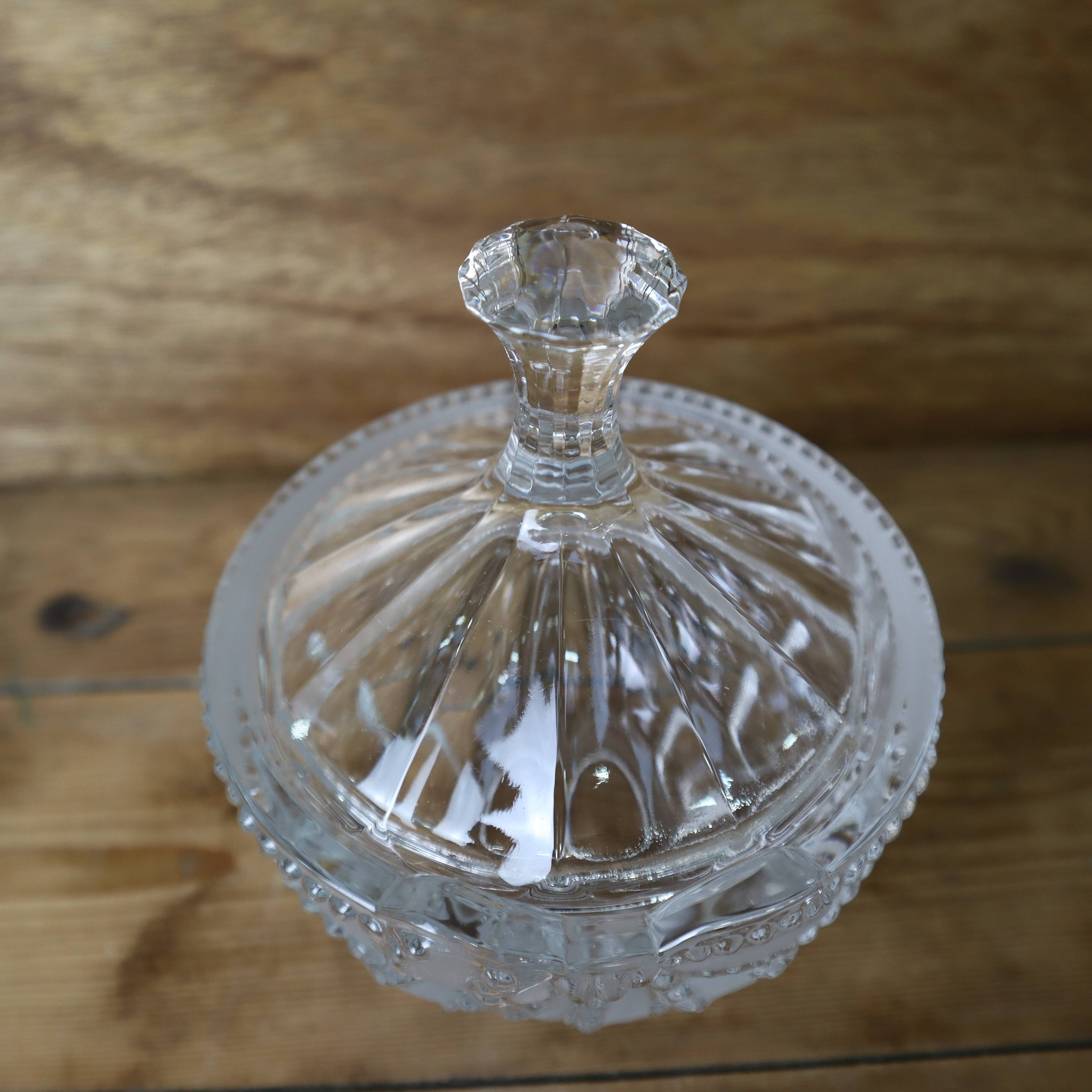 Lead crystal bow relief candy box made in Germany