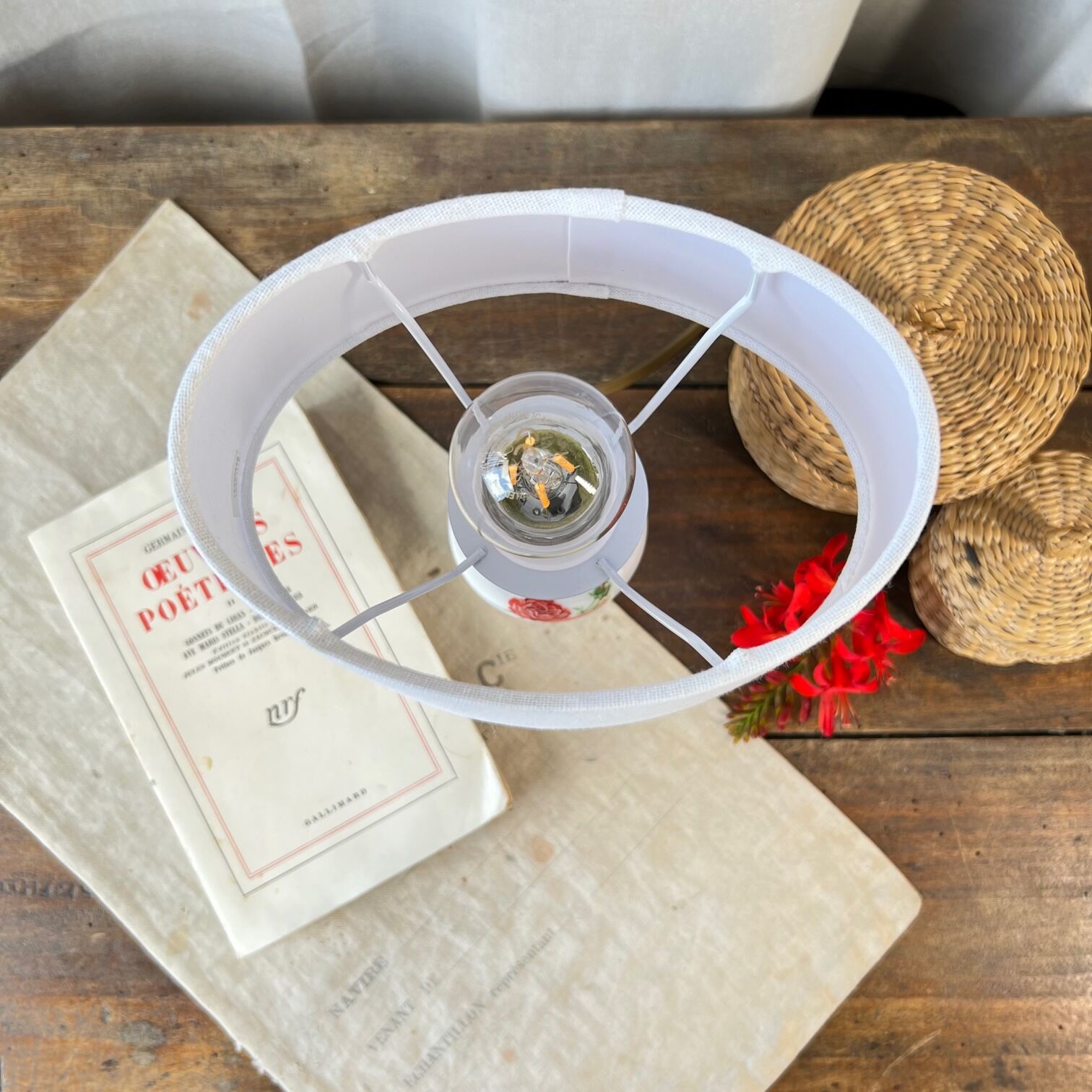 Opaline lamp "Rosa Gallica Magna"