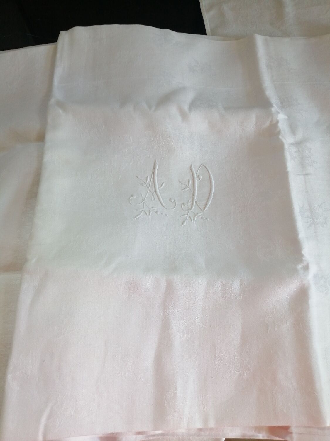 Nappes en damassé et ses 12 serviettes