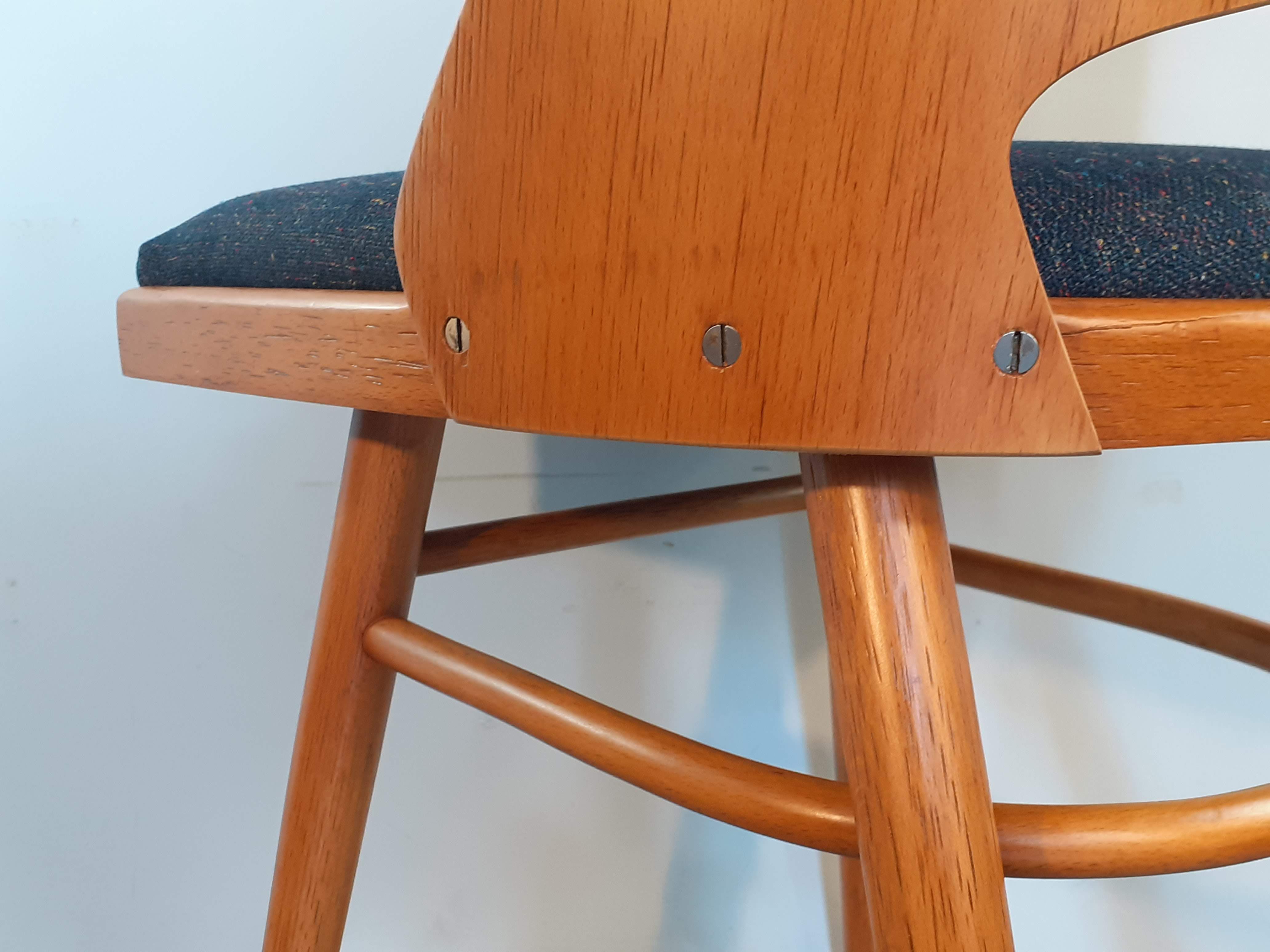 Set of 6 renovated chairs, design Oswald Haerdtl by Ton, Czech, 1960s