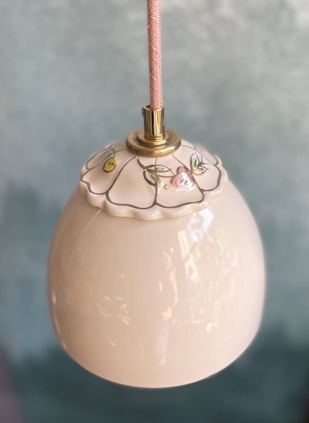 Beige ceramic lamp and decorative bowl