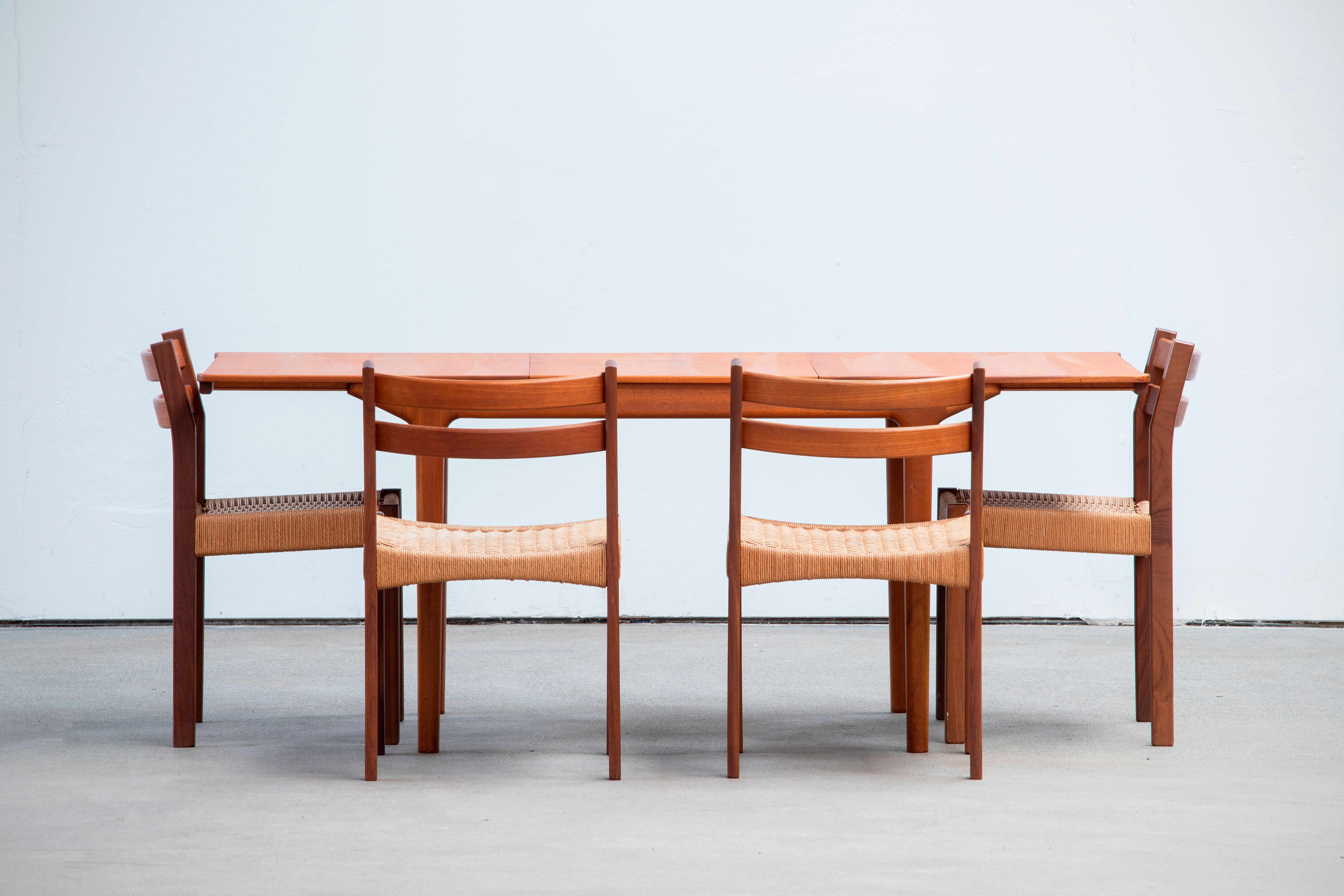 Vintage Scandinavian table design Macintosh 1960