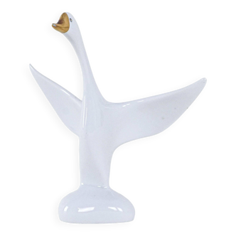 Porcelain goose figurine, Hungarian design, 1960s,manufactured by Holloháza
