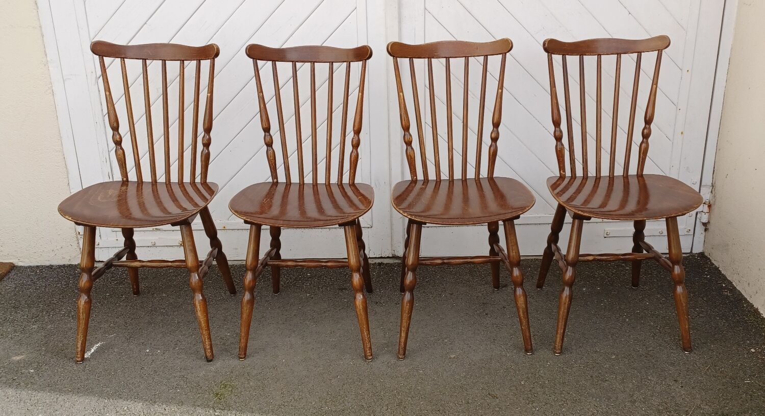 Set of 4 Baumann Tacoma bistro chairs.