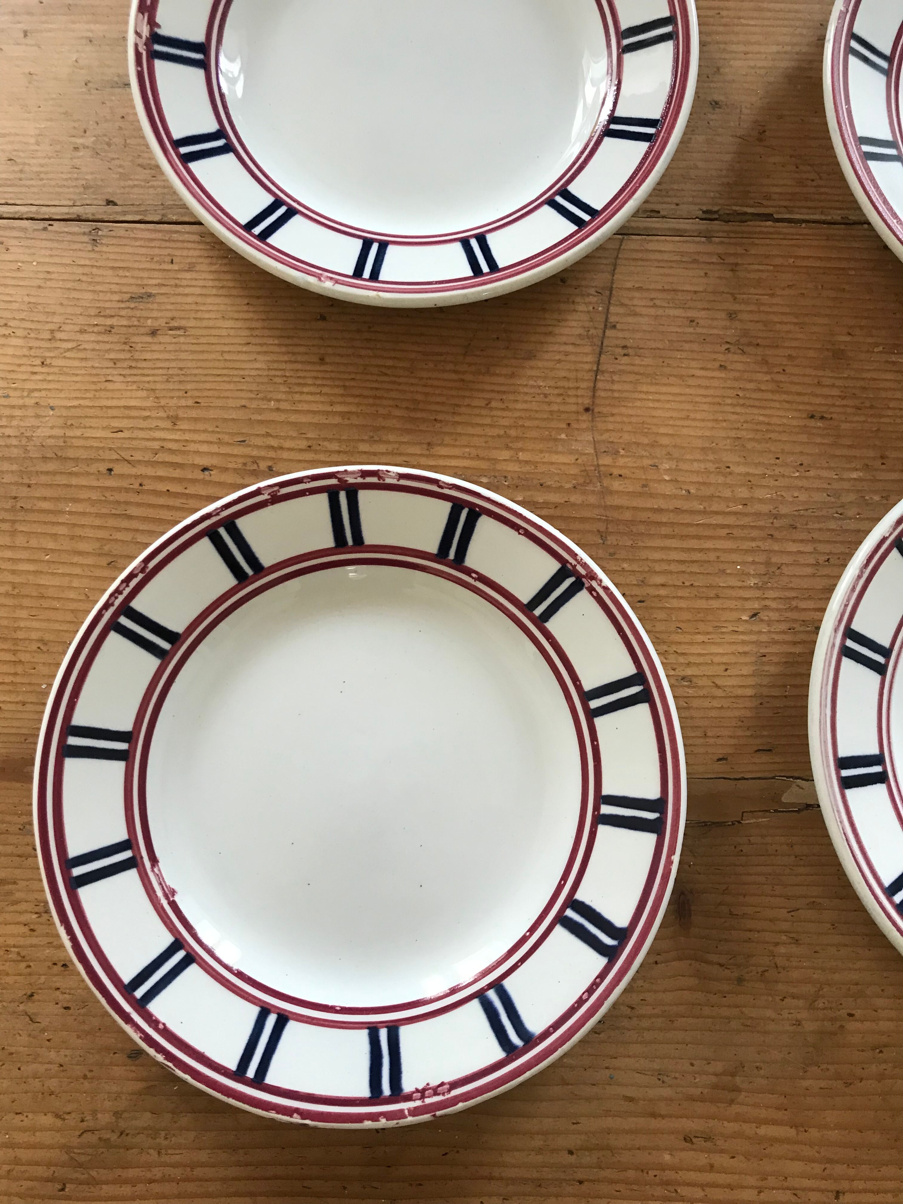 Basque dessert plates