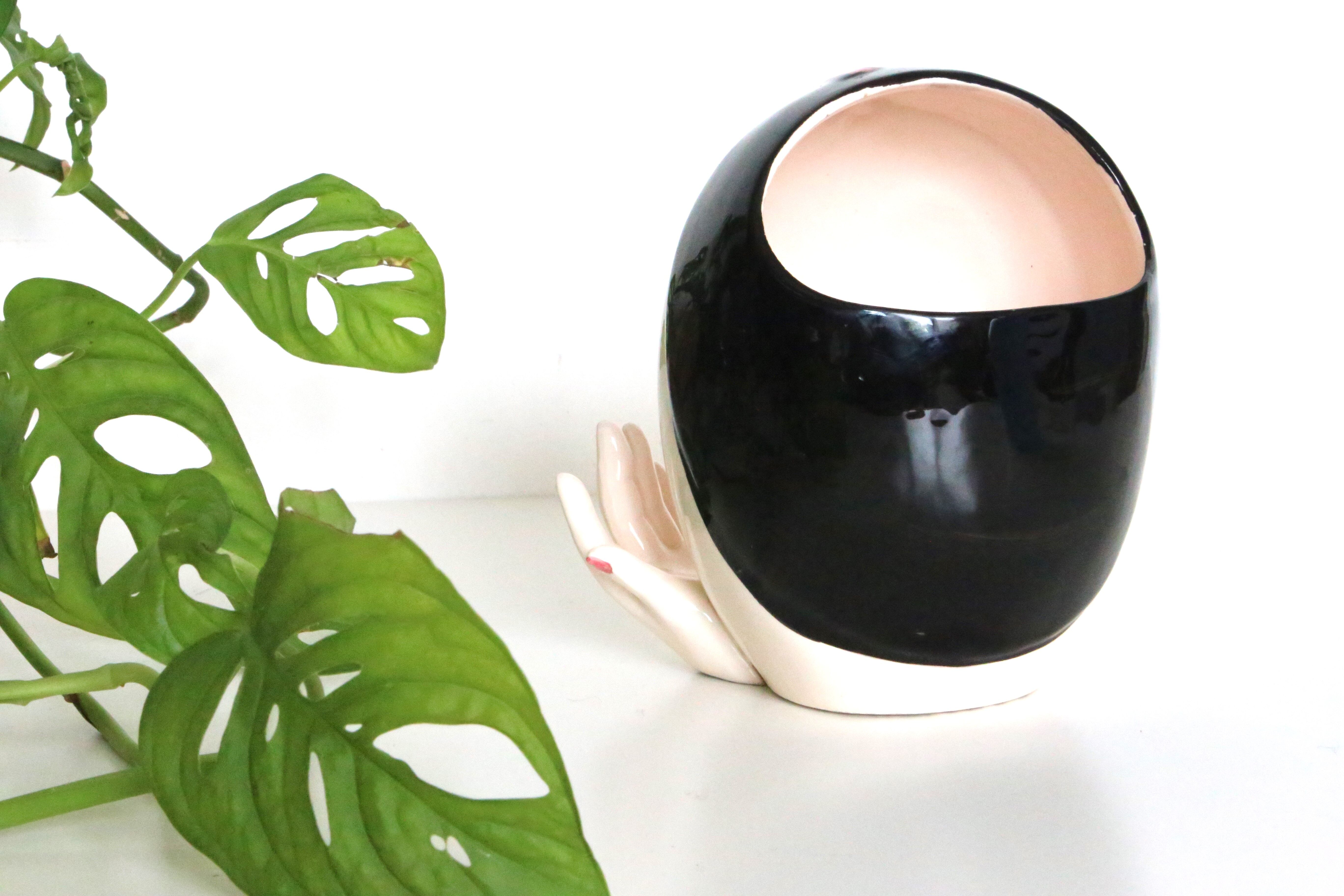 Vintage kitchen utensil holder