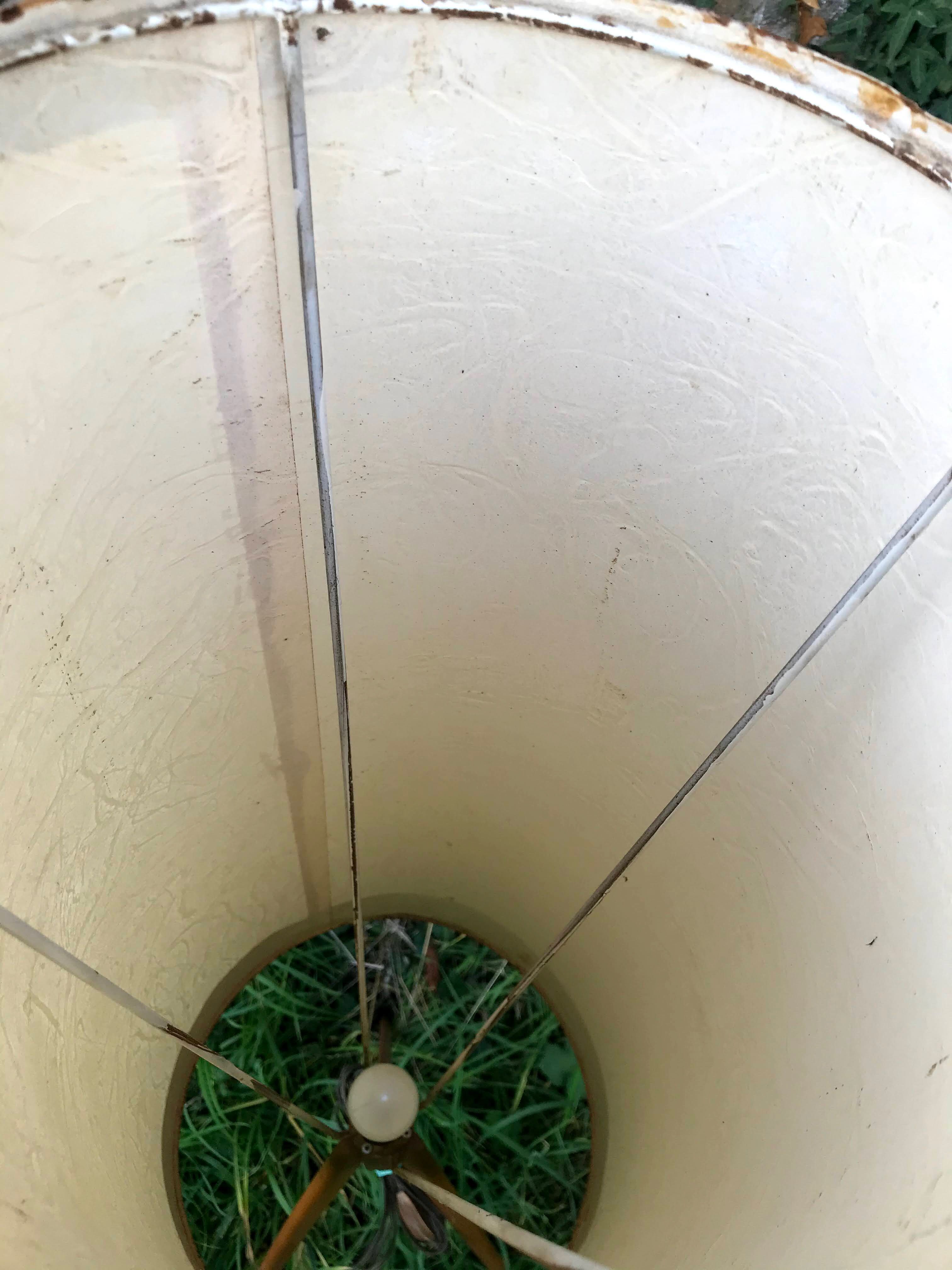 Tripod lampfloor, with vintage conical lampshade, 60s