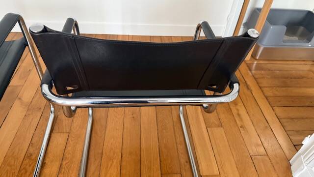 MG5 cantilever armchair by Matteo Grassi (Circa 1970)