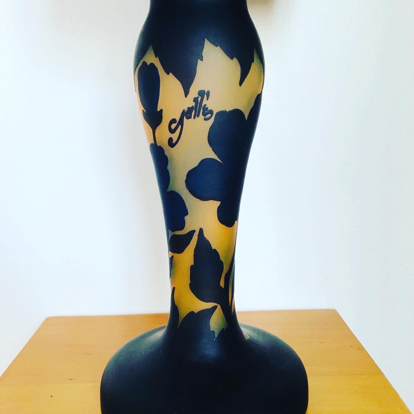 Glass paste lamp