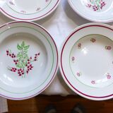 Set of 4 mixed soup plates