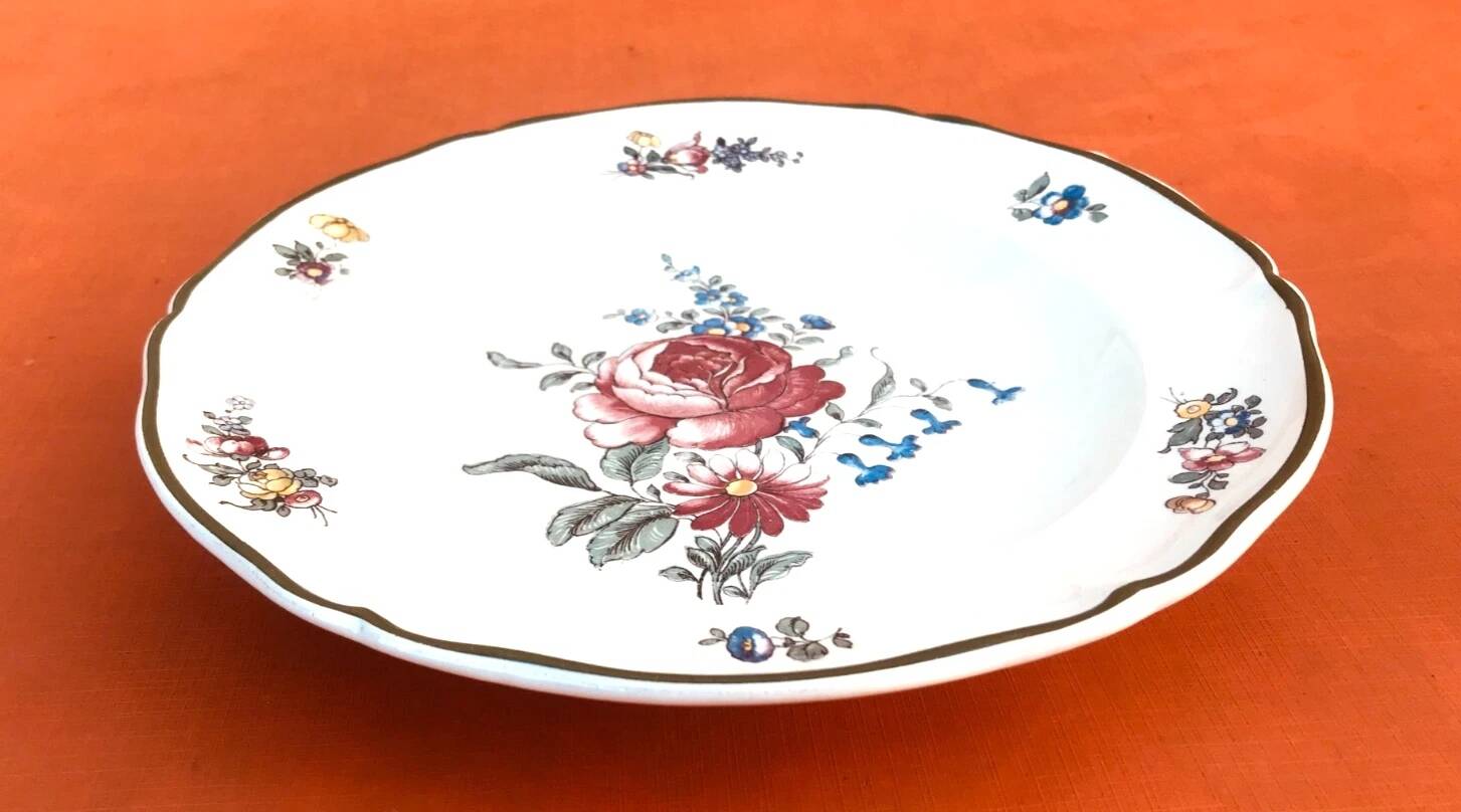 Shallow dish Villeroy & Boch Mettlach Model 1562