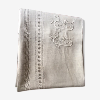 drap ancien brodé main en lin avec monogramme et jours