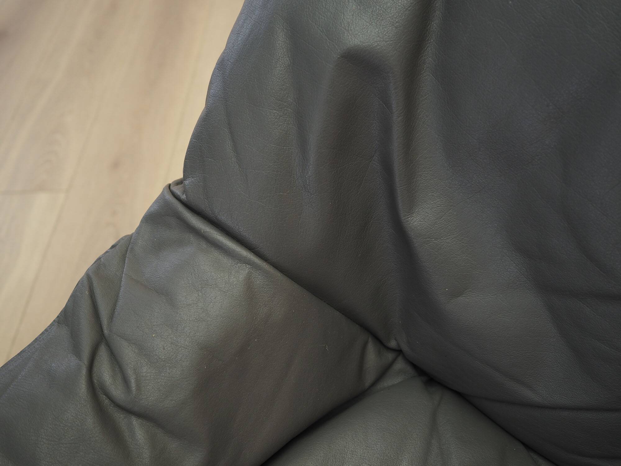 Italian leather sofa, two-seater, 1970s design