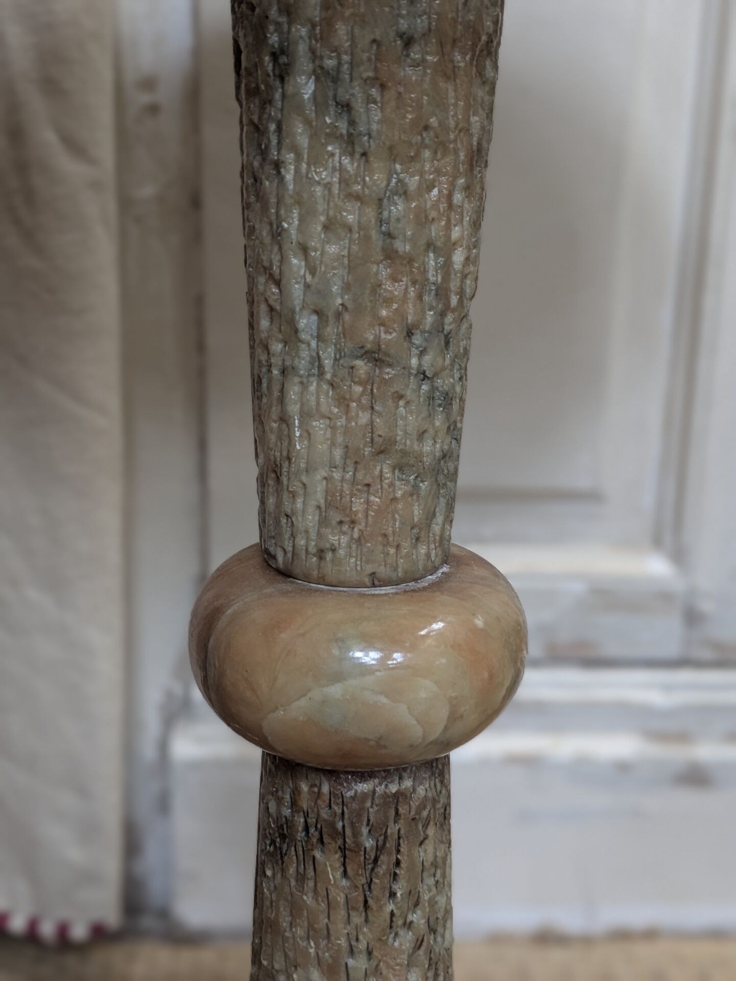 Onyx Stool