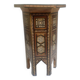 Oriental pedestal table (Syria) in micromozaic (bone, mother-of-pearl)