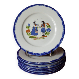 8 assiettes porcelaine décor breton.