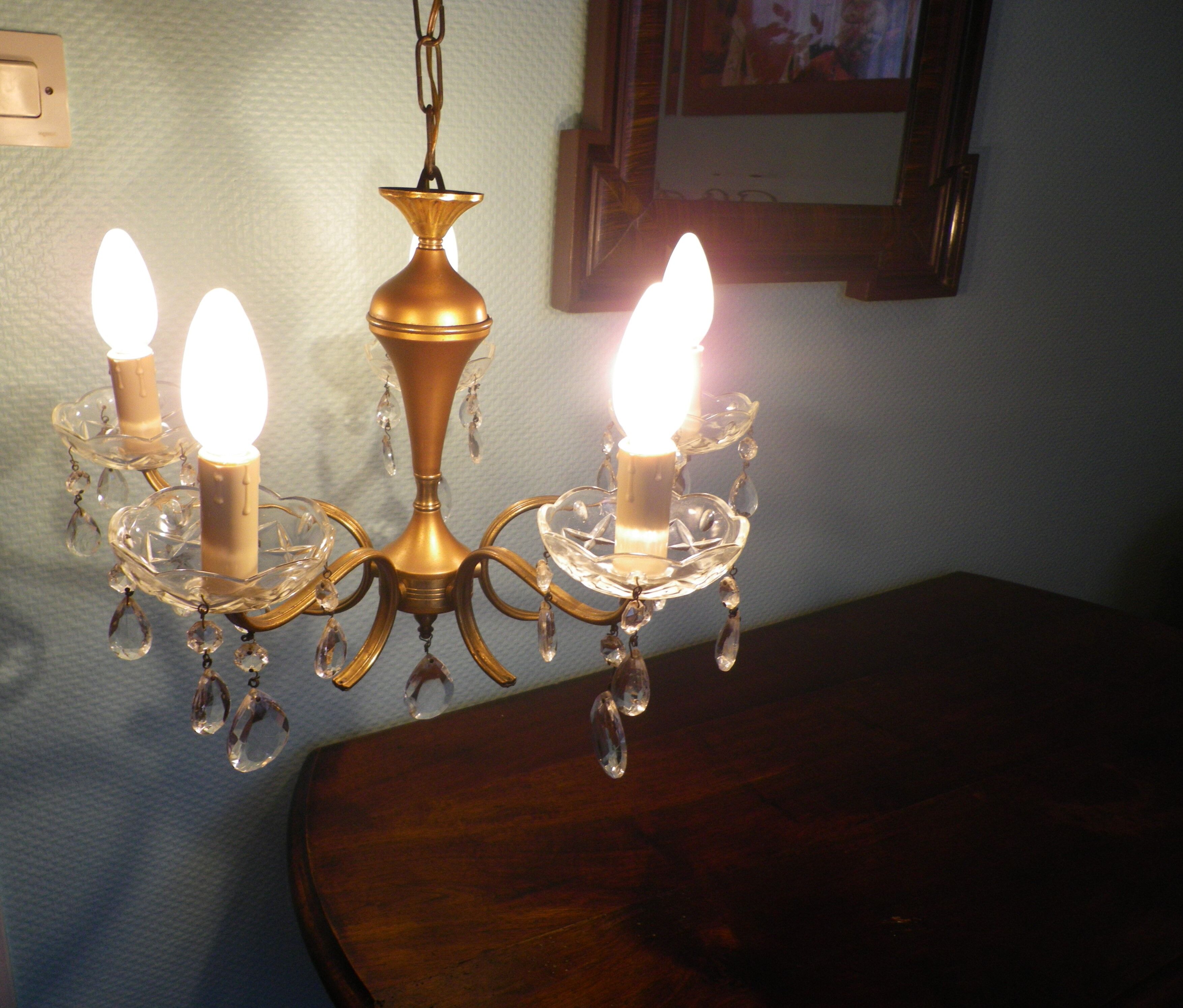 Suspension 5 lights, gold metal, glass cups with glass grapevines