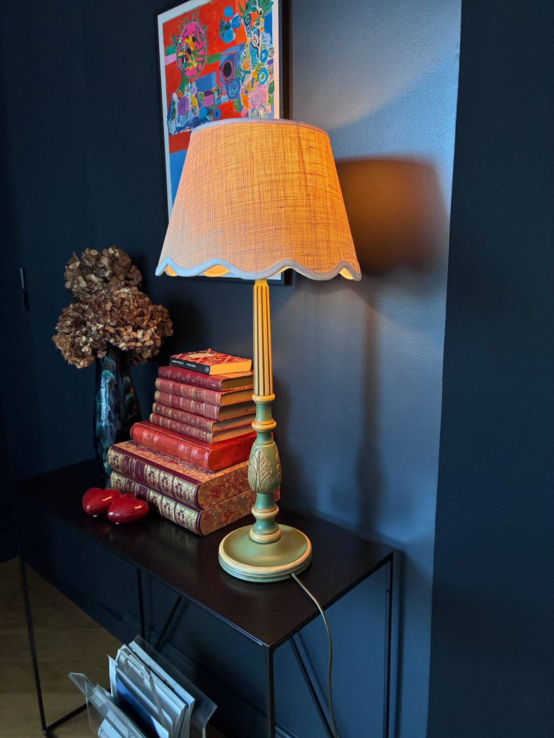 Lampe "Cottage" en bois sculpté, 1970