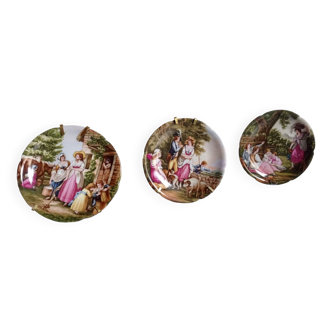 Set of 3 decorative plates in Limoges porcelain