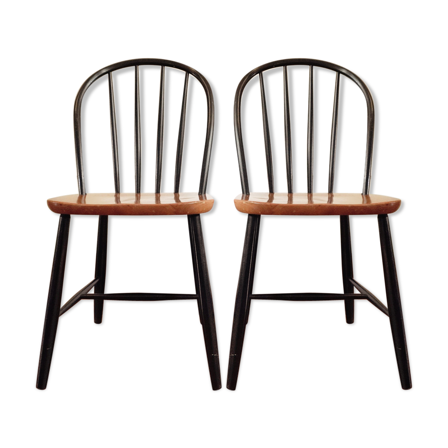 Suite of 2 scandinavian chairs
