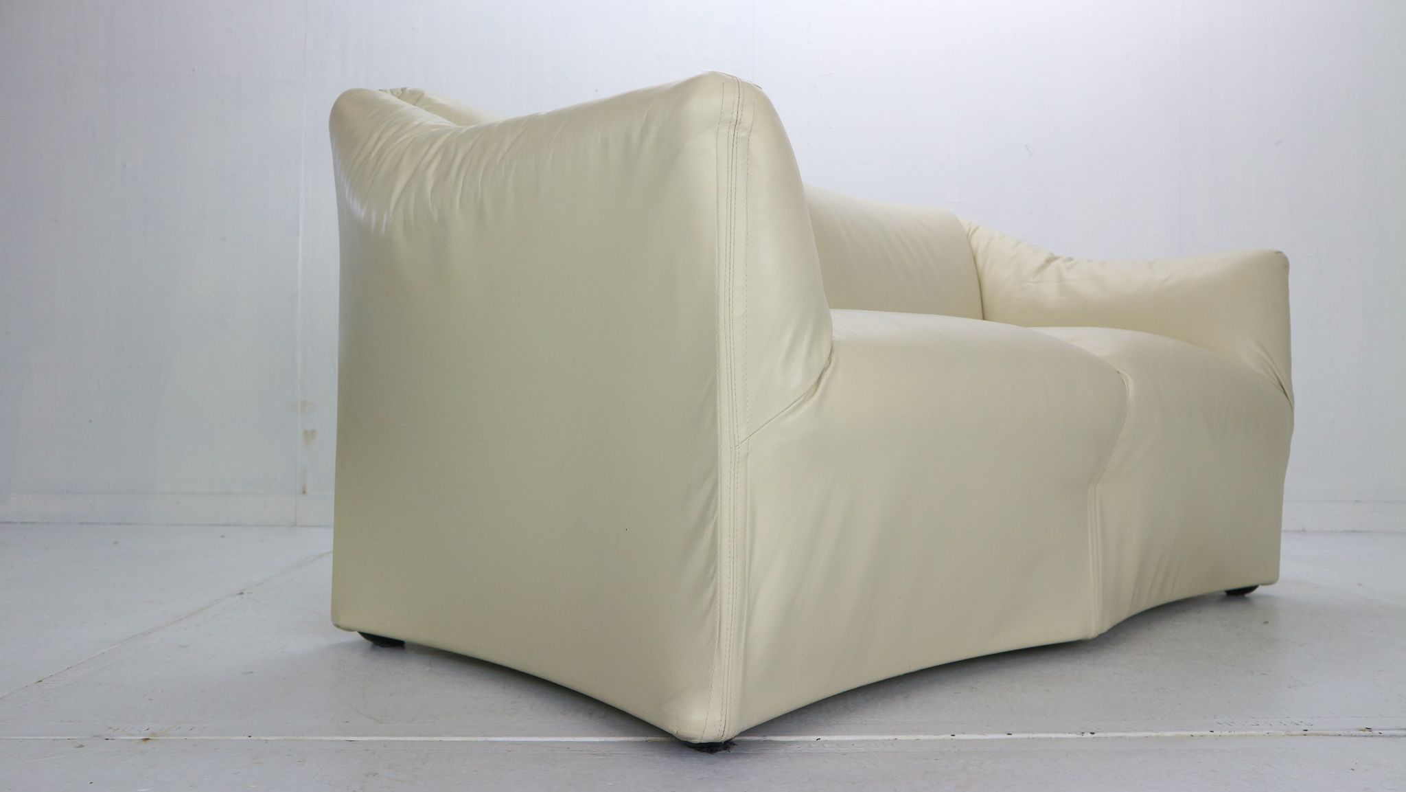 Leather sofa Mario Bellini "Tentazione" for Cassina, 1970s