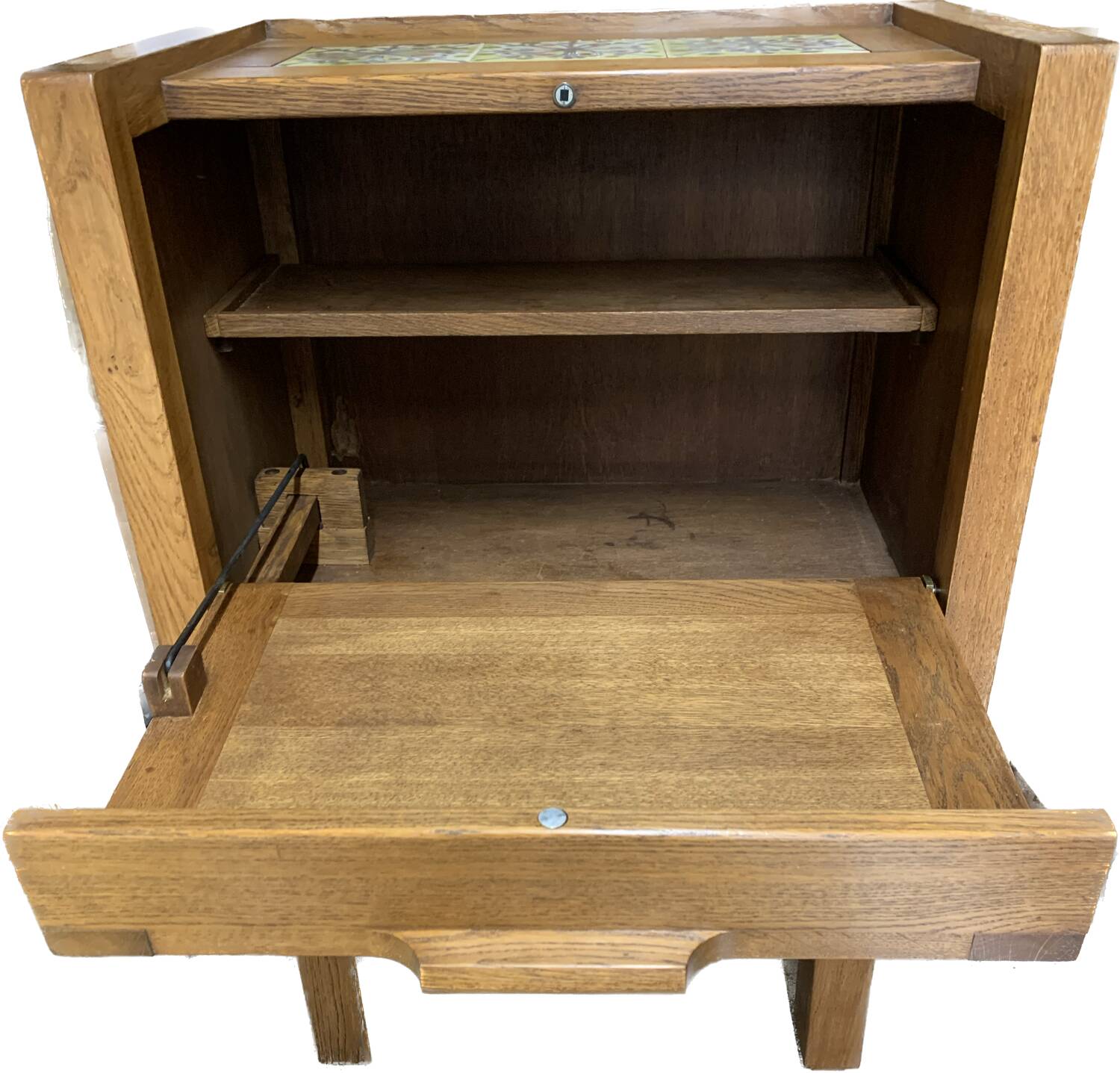 Guillerme and Chambron bar furniture