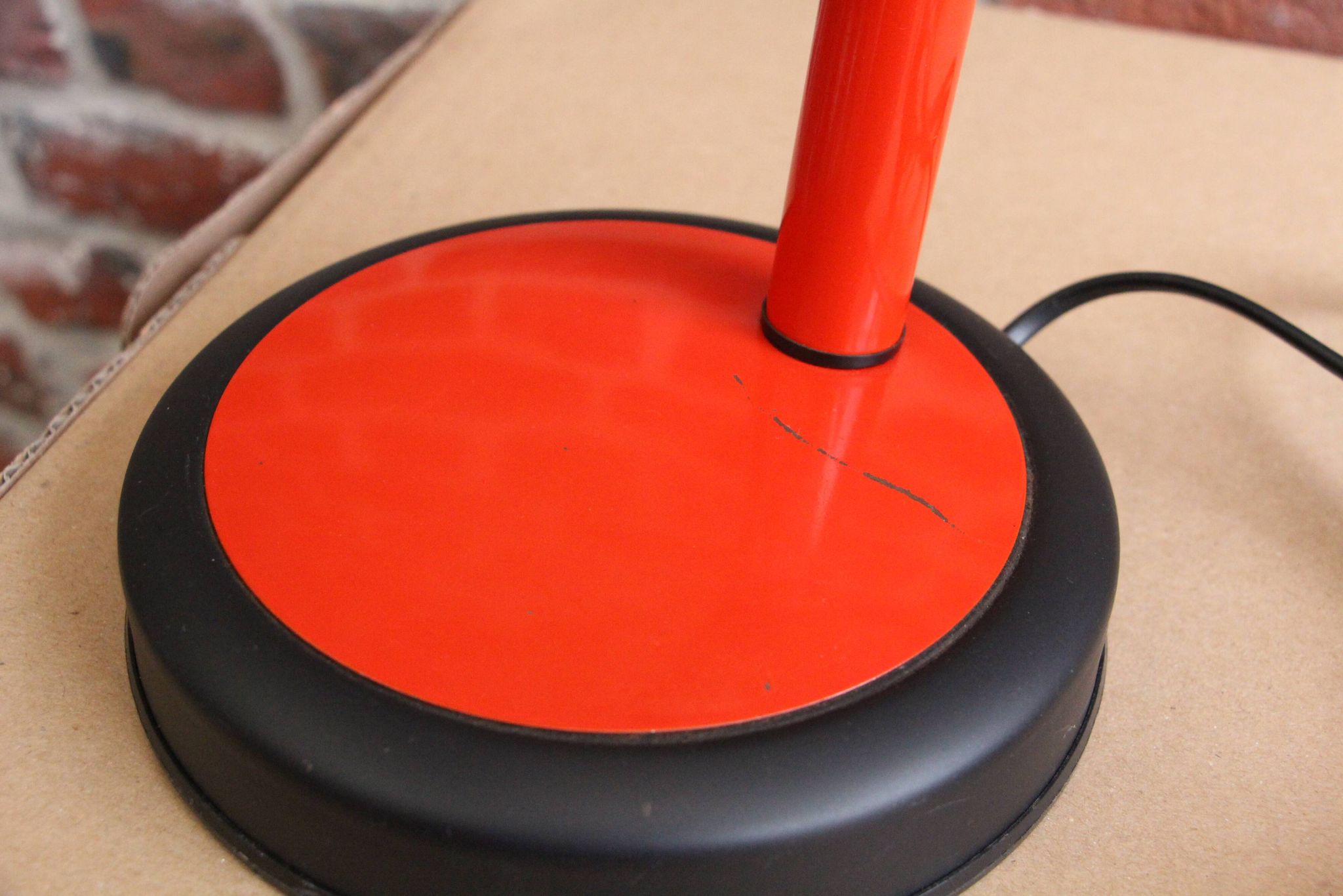 Red desk lamp Veneta Lumi 70's