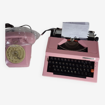 Machine à écrire portable manuelle avec étui de transport rose et téléphone