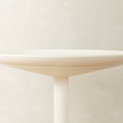 Table d'appoint sändskar de la collection ikea ps par thomas sandell