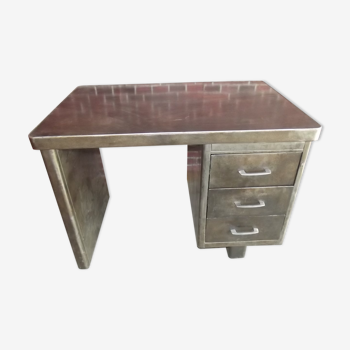 Metal desk  look industrial