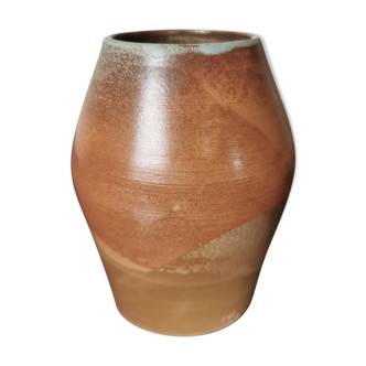 Ceramic vase