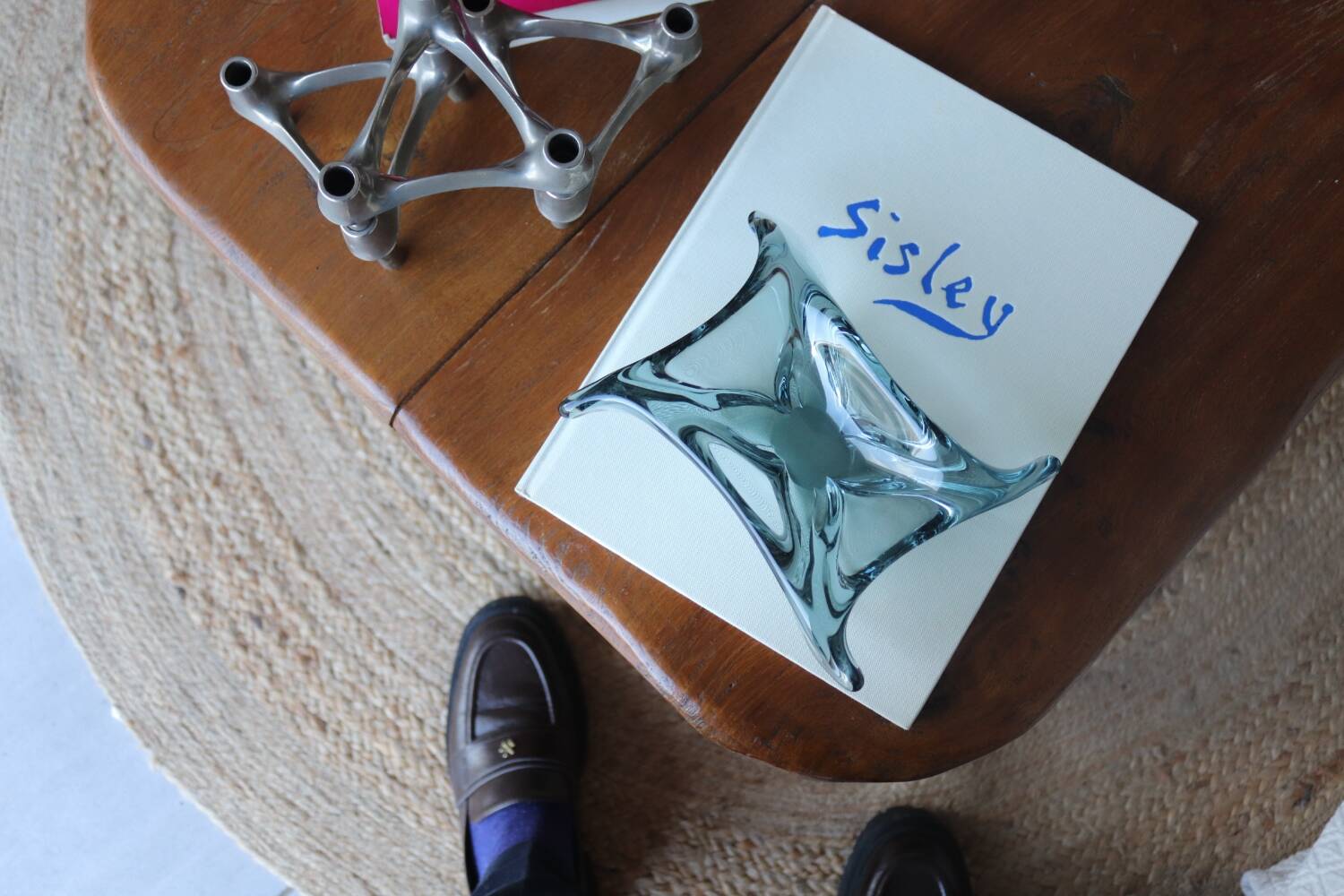 Grey smoked glass empty pocket