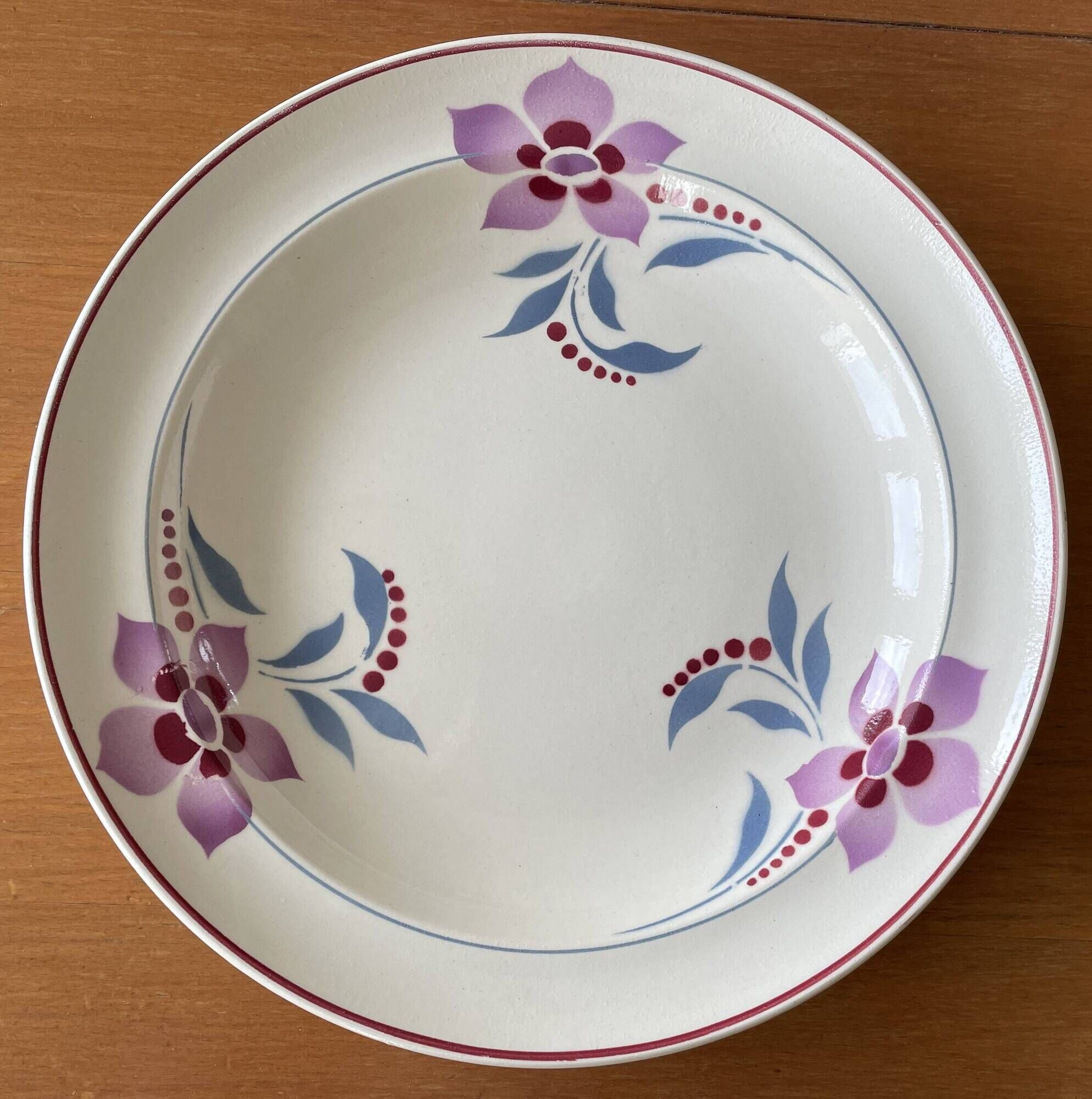 6 antique semi-deep plates in Saint-Amand earthenware (Nord)