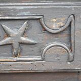 Black mountain chest of drawers