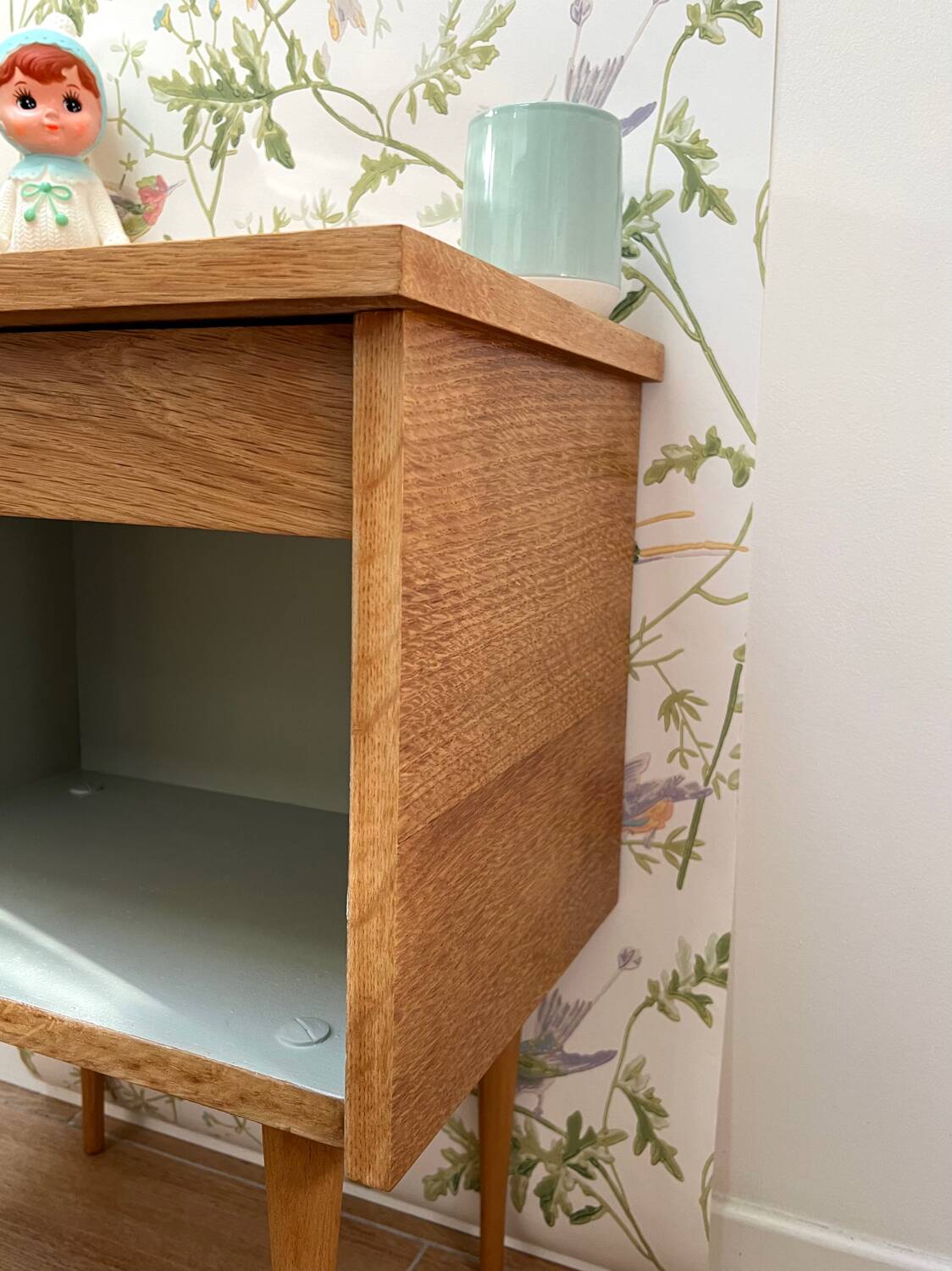 Vintage mizzle bedside table