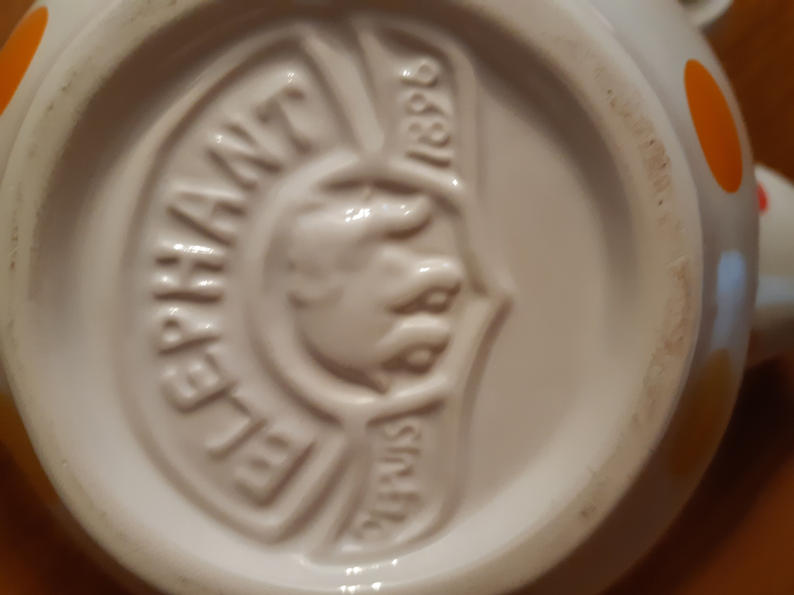 Théière elephant blanche à pois vintage français