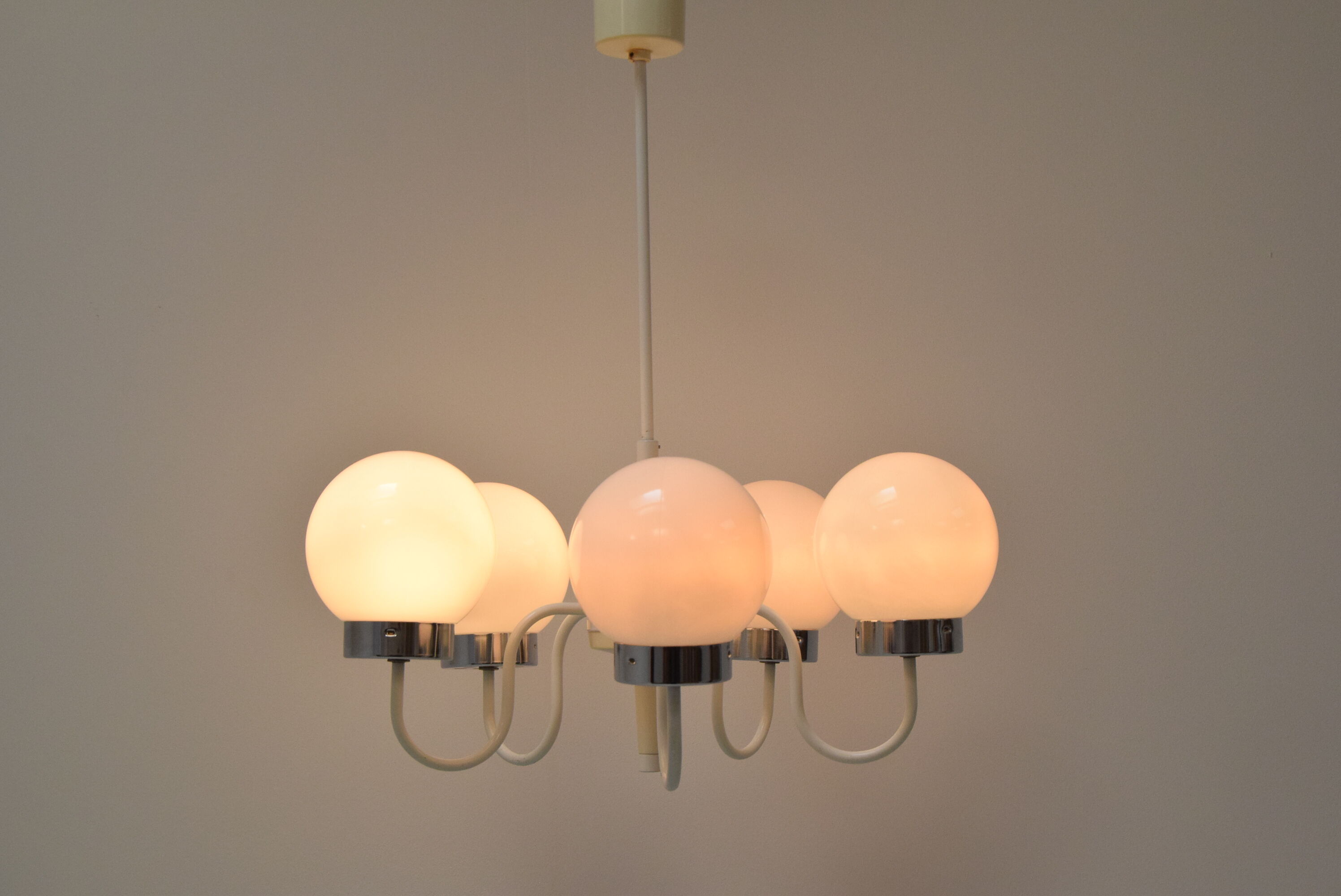 Mid Century chandelier /Jílové u Děčína, 1970´s.