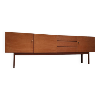 Buffet des années 70