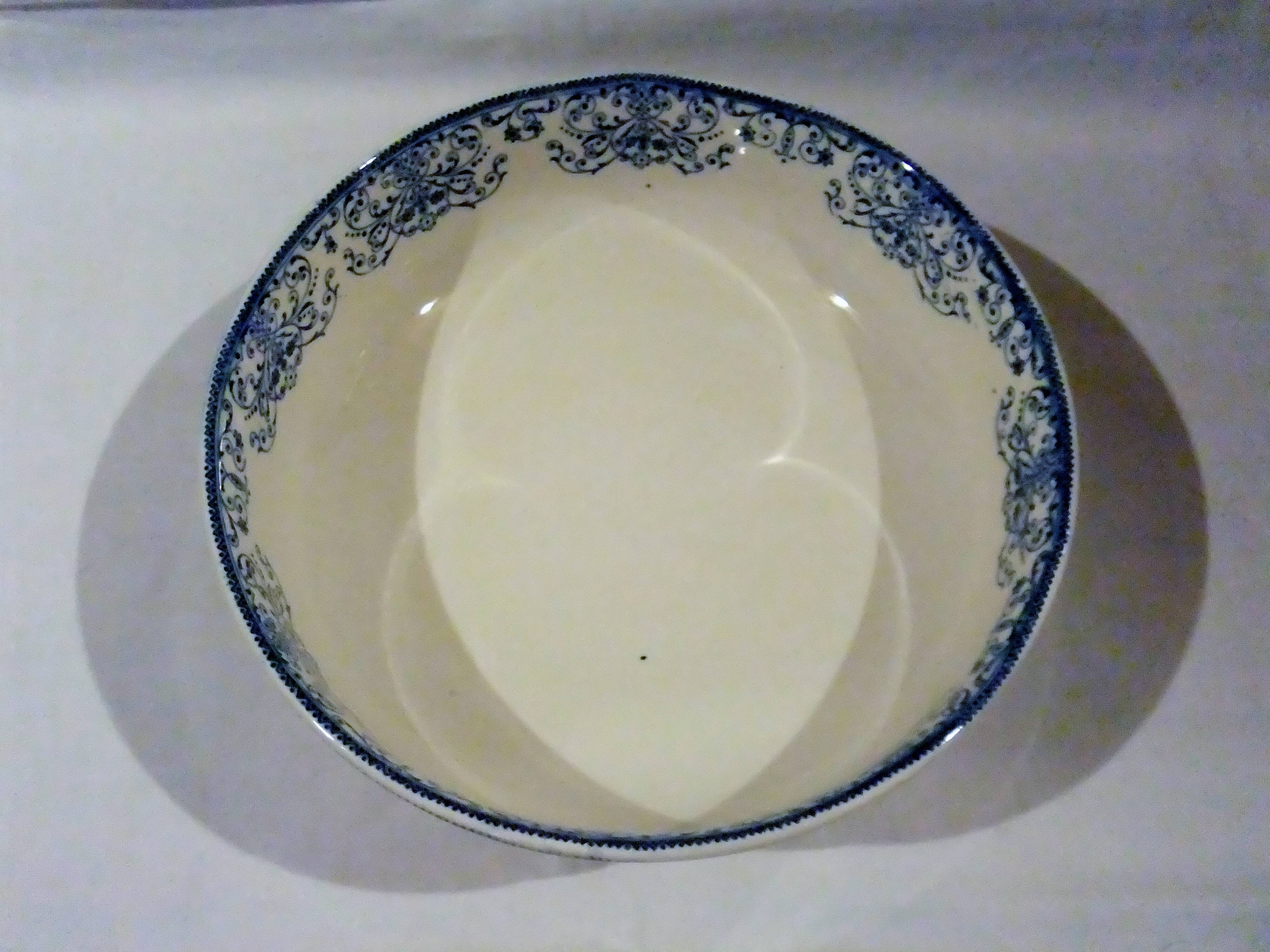 Old salad bowl Boulenger Choisy Le Roi earthenware art Moustiers