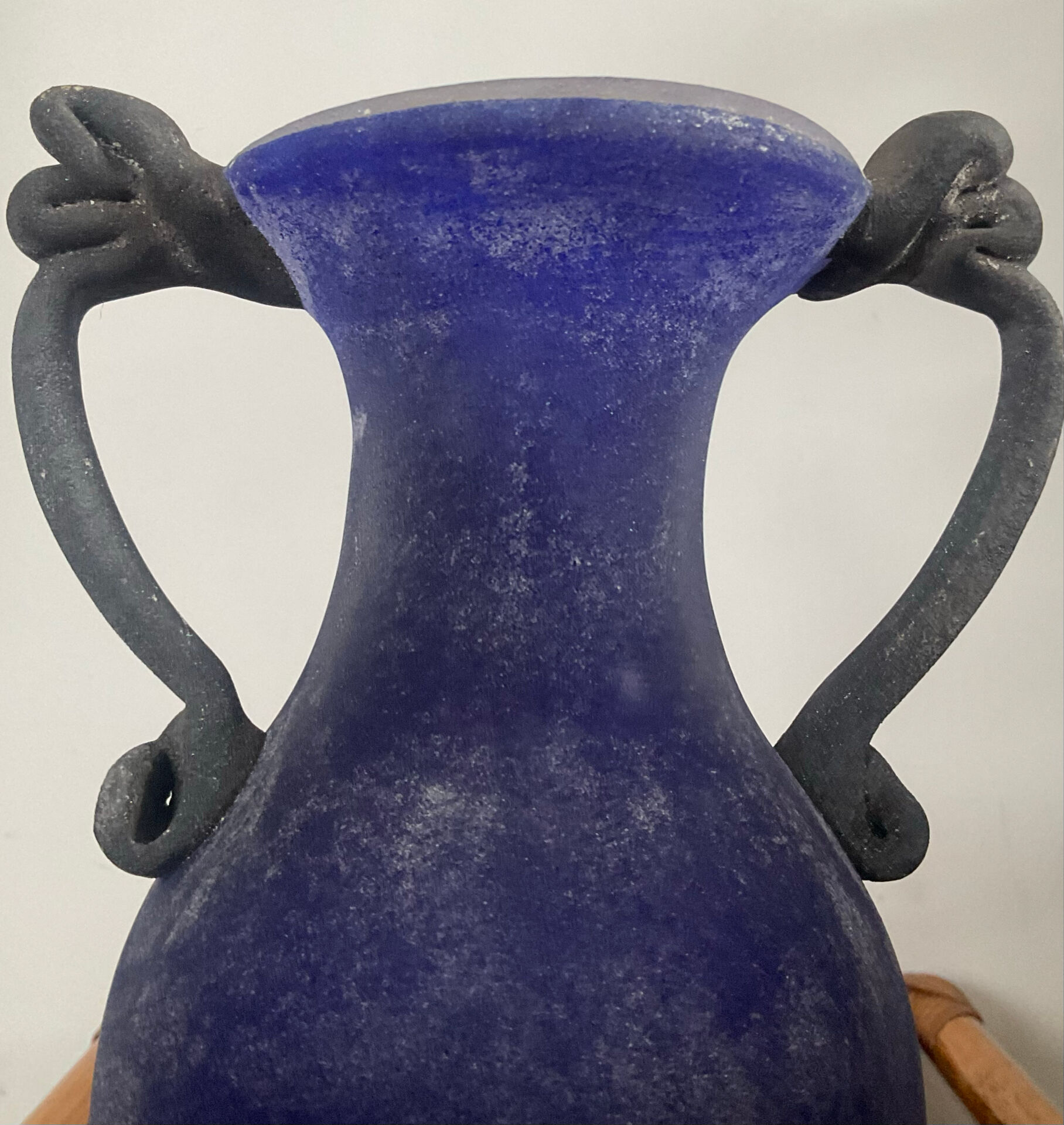 Amphora vase excavated in Murano glass