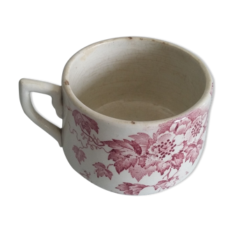 Earthenware mug with Hawthorn decor
