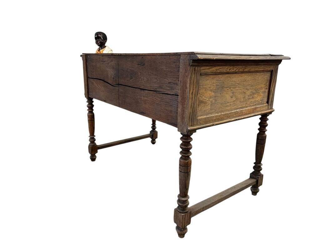 Antique wooden desk/side table with drawers