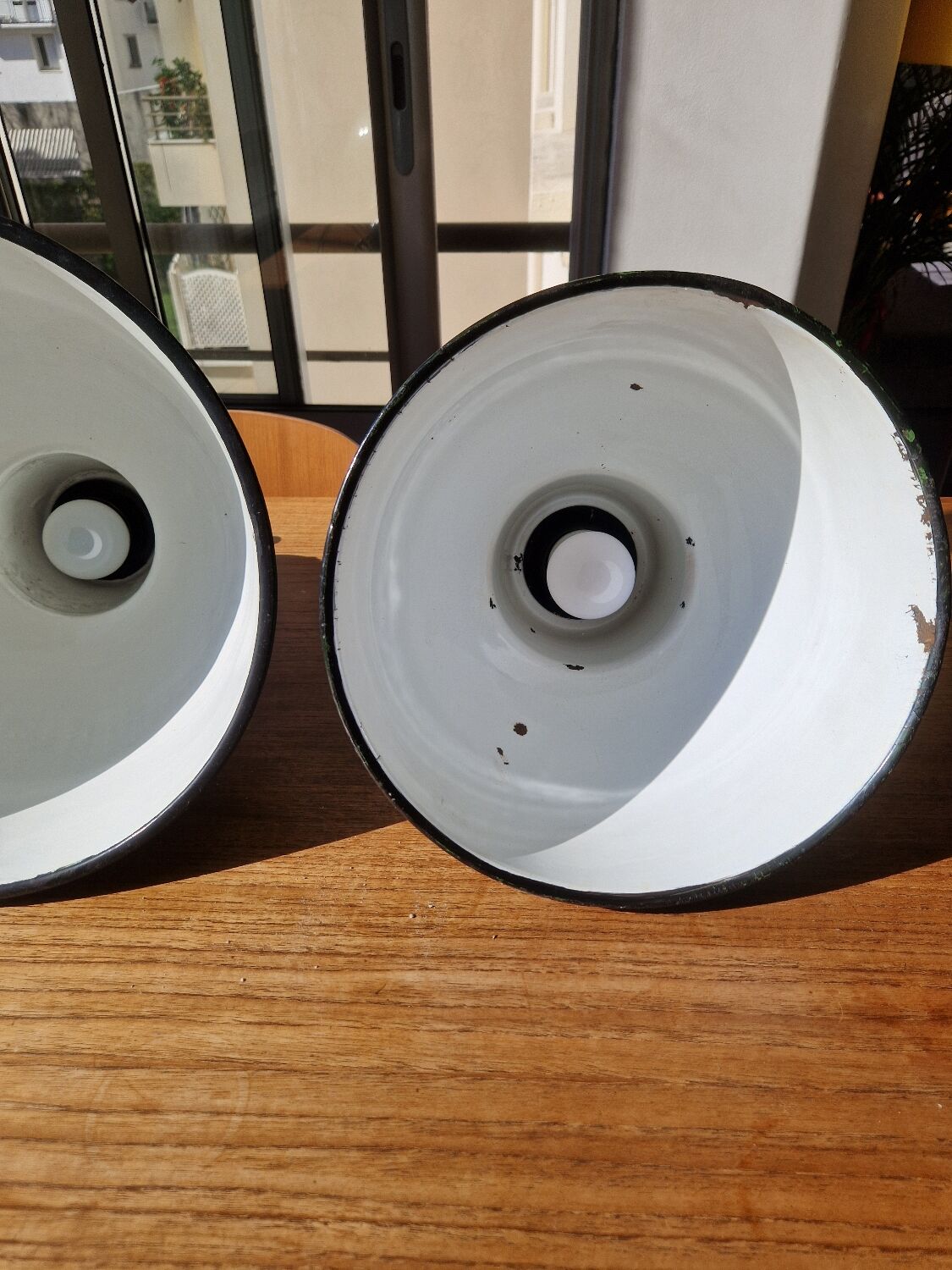 2 industrial suspensions