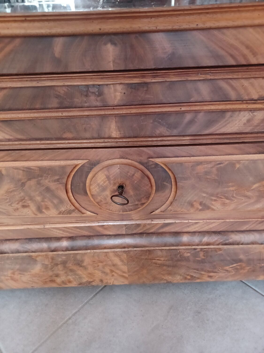 Louis Philippe display case