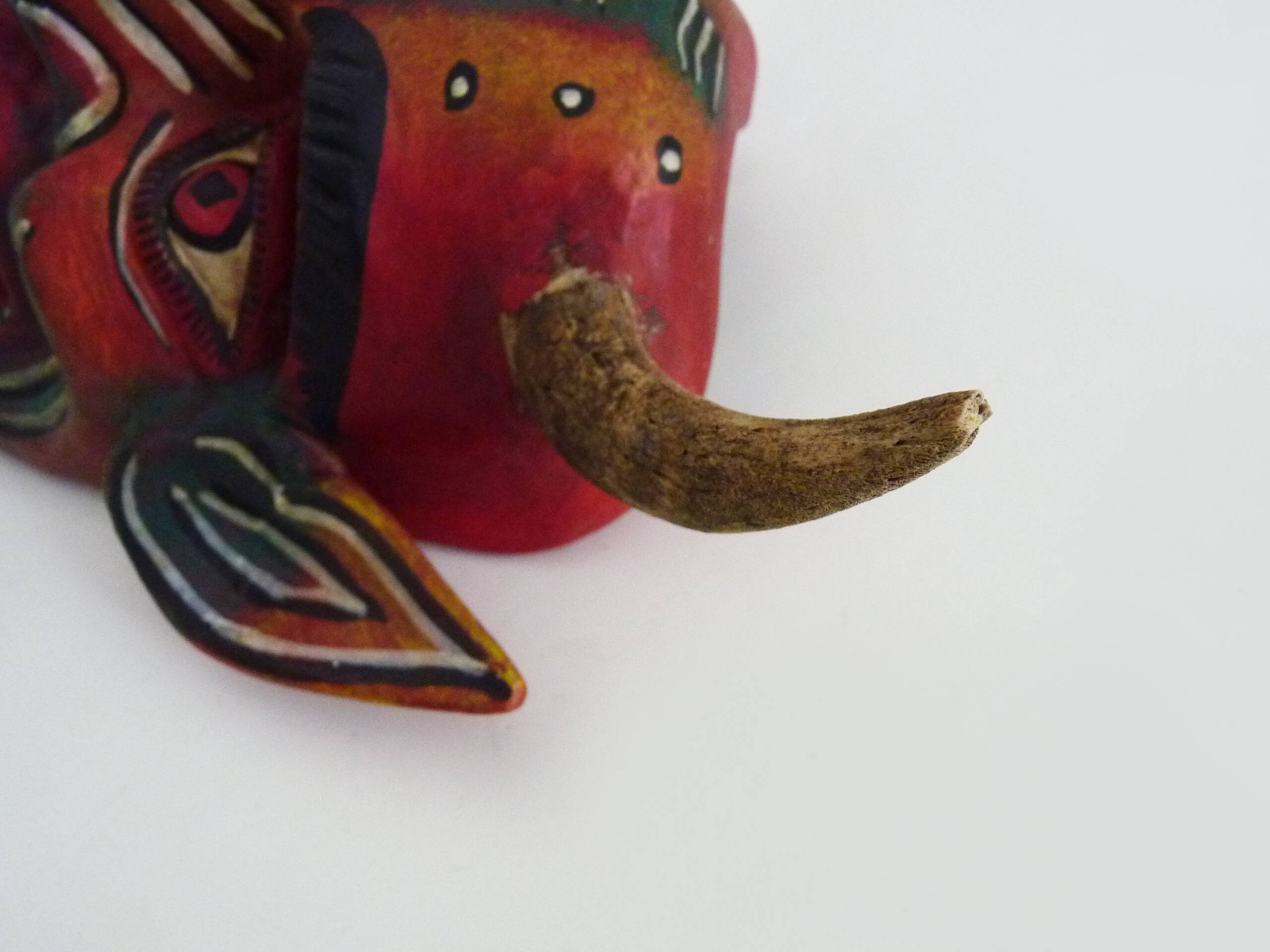 Art populaire mexicain masque diable en bois sculpté avec corne