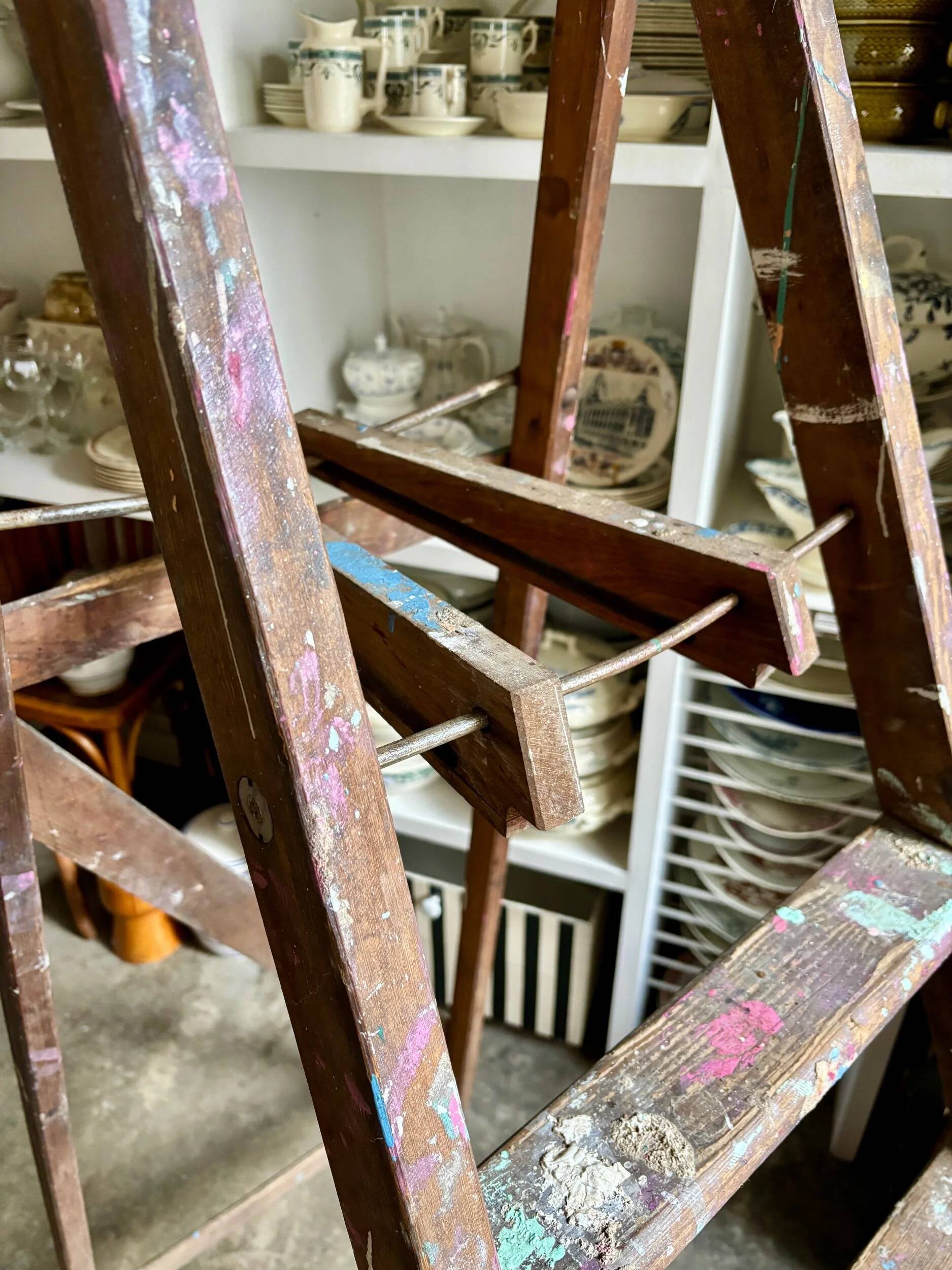 Dark wood 5-step stool